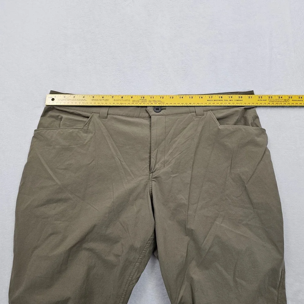 KUIU Bridger Pants Mens 42x32 Khaki Performance Technical Stretch Hiking Hunting